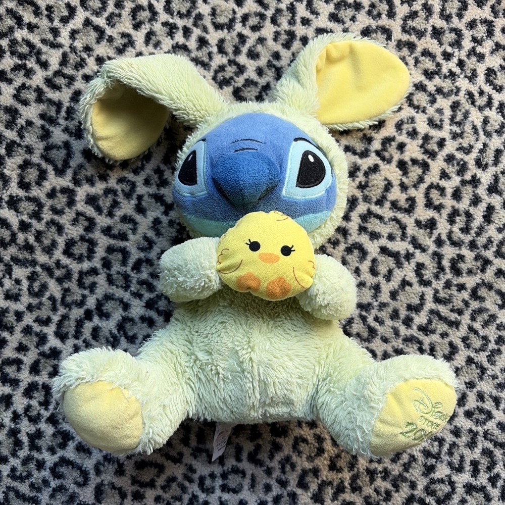 Disney Store 2019 Easter Bunny Lilo & Stitch Green Stuffed Animal Plush Toy‎ 11"